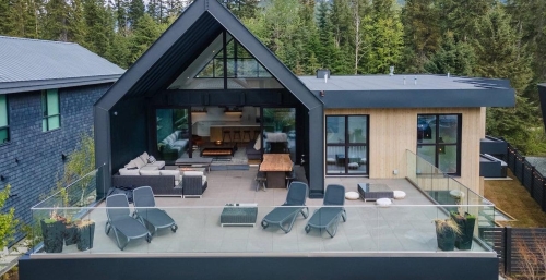 British Columbia Vacation Rental - Cypress Sky Retreat, BC, Canada